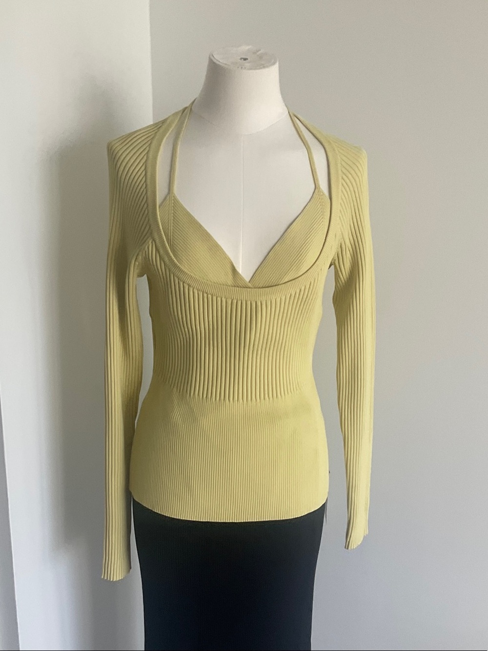 NWT JONATHAN SIMKHAI JAYLINE RIBBED
SCOOPNECK PULLOVER & BRALETTE SET, SIZE L